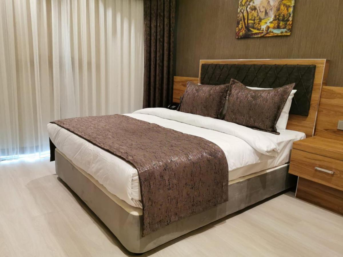 Rose Bay Hotel Маниса Екстериор снимка