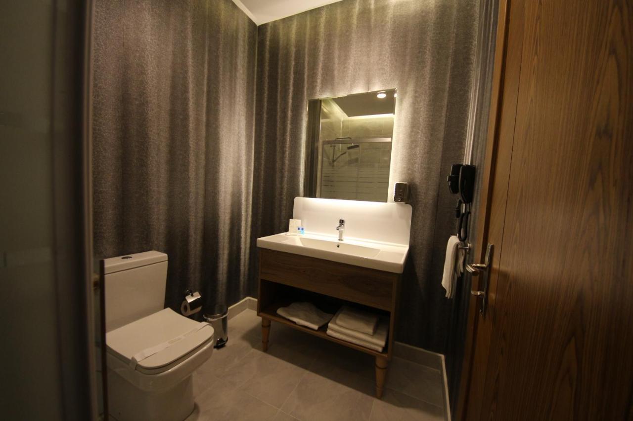 Rose Bay Hotel Маниса Екстериор снимка