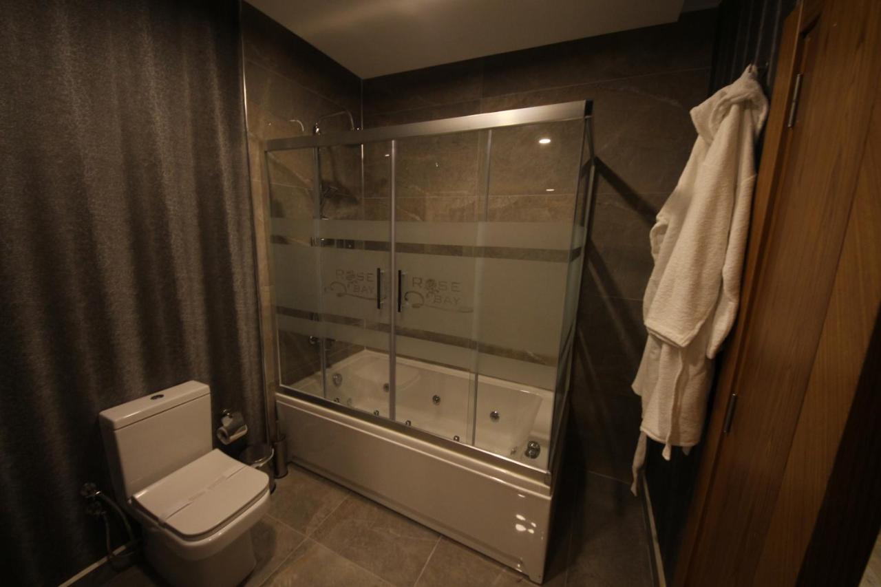 Rose Bay Hotel Маниса Екстериор снимка