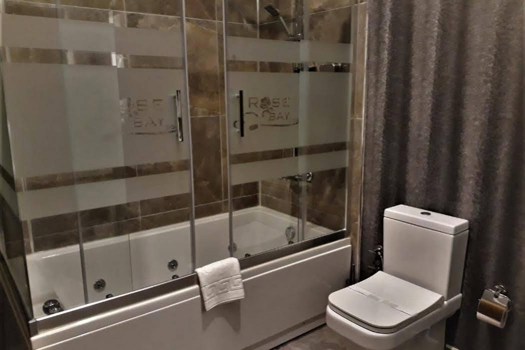 Rose Bay Hotel Маниса Екстериор снимка