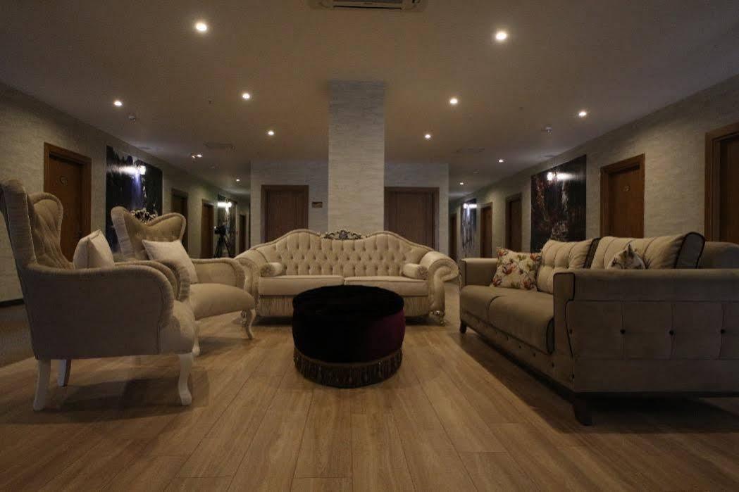 Rose Bay Hotel Маниса Екстериор снимка